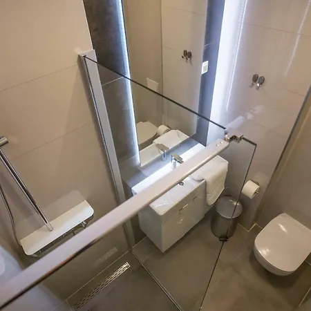 Luxury Marjan - Black * Spalato